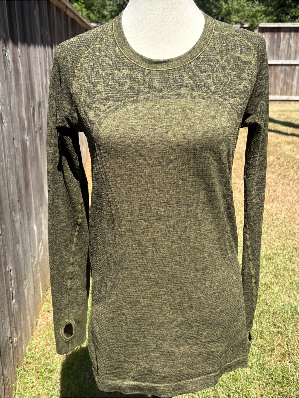 lululemon athletica Olive Green Long-Sleeve Seamless Top